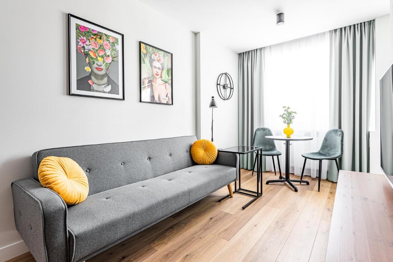 Apartment Frida Katowice Ligota Near Hospitals & Sum Esterno foto